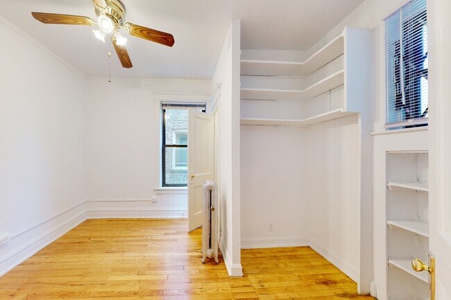 Floorplan - 5335-5337 S. Woodlawn Avenue