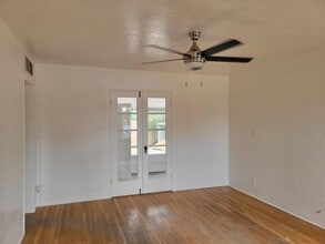 Building Photo - Charming 2-Bedroom Brick Home Near U of A , Banner University Medical Center & I-10