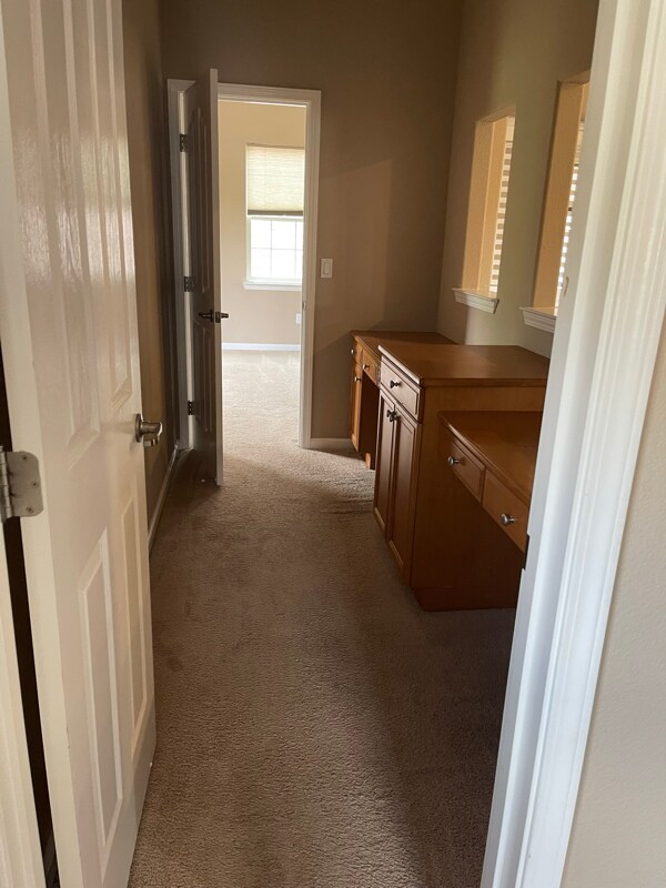 Building Photo - 8 N Boyle Heights Ct