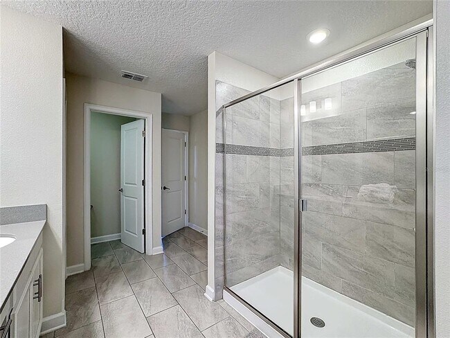 Building Photo - 1589 Flange Dr