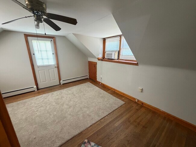 Building Photo - 57 Swan Ave