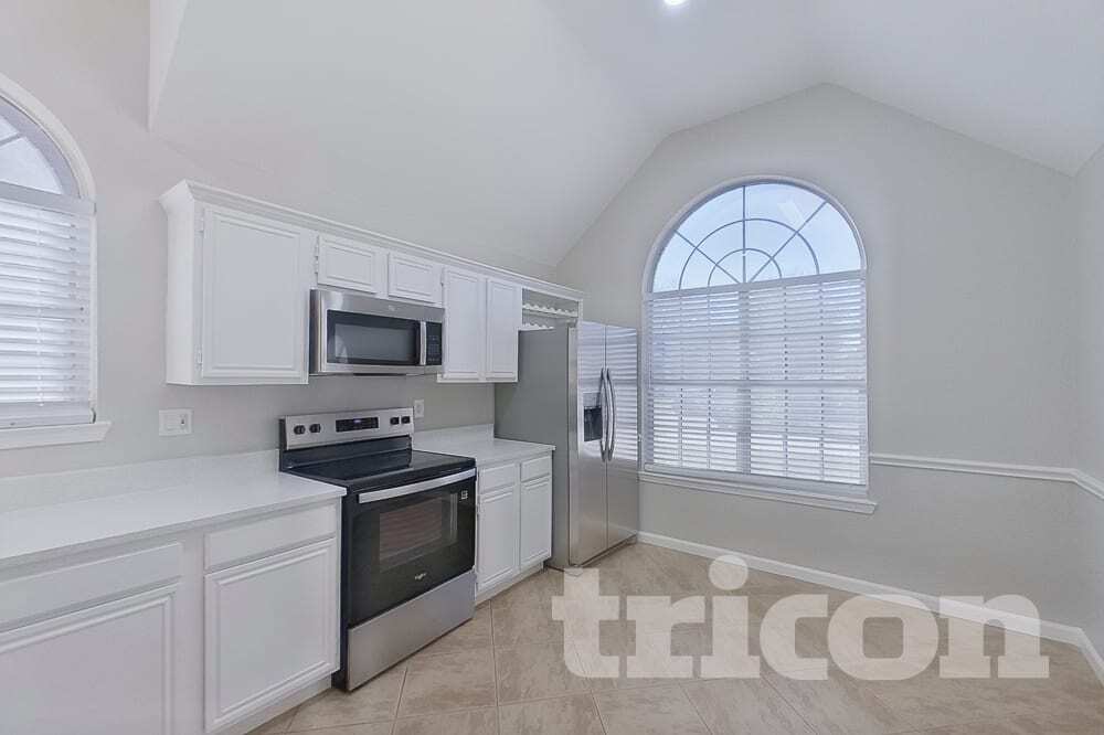 Building Photo - 10224 Long Rifle Dr