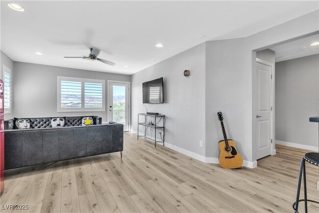 Building Photo - 12489 Dolan Point St