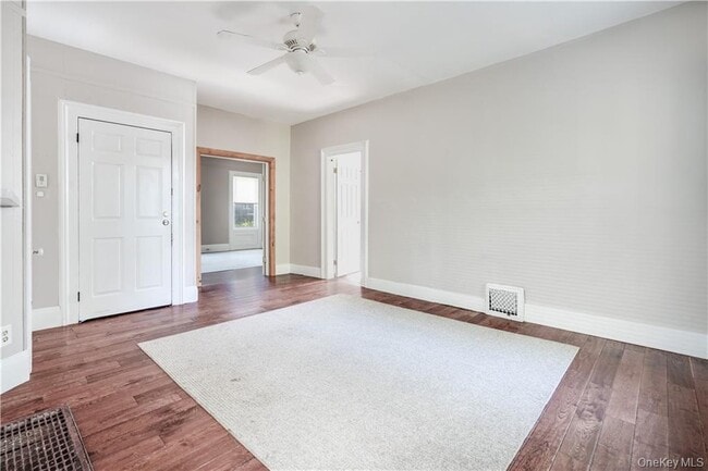 Building Photo - 163 Union St