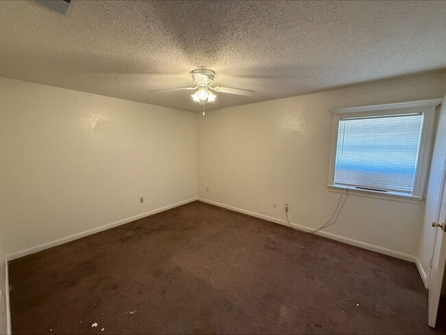 Building Photo - 4101 Delaware Ave