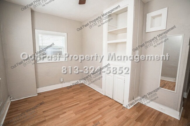Building Photo - 549 2nd St N
