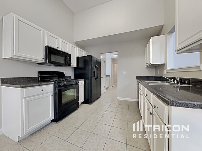 Building Photo - 724 Walton Dr