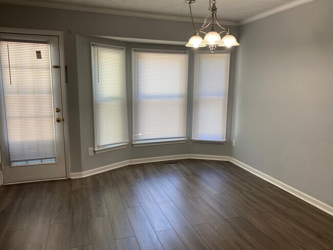 Building Photo - 1283 Exeter Ln