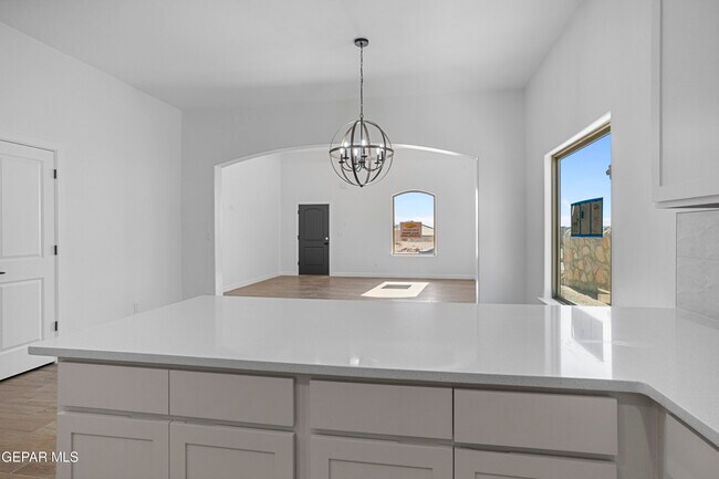 Building Photo - 232 Emerald Rock