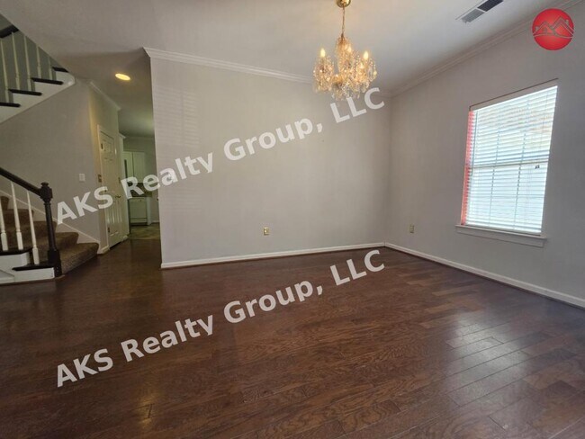 Building Photo - 5004 Melrose Way