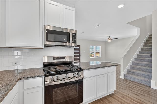 Building Photo - 1409 Bramante St