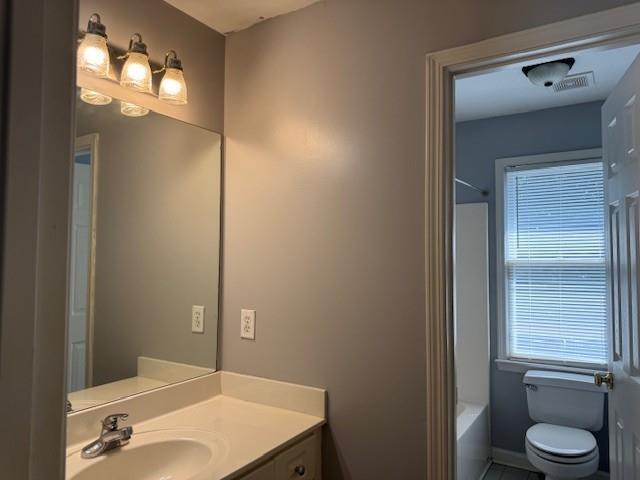 Building Photo - 629 Overhill Dr