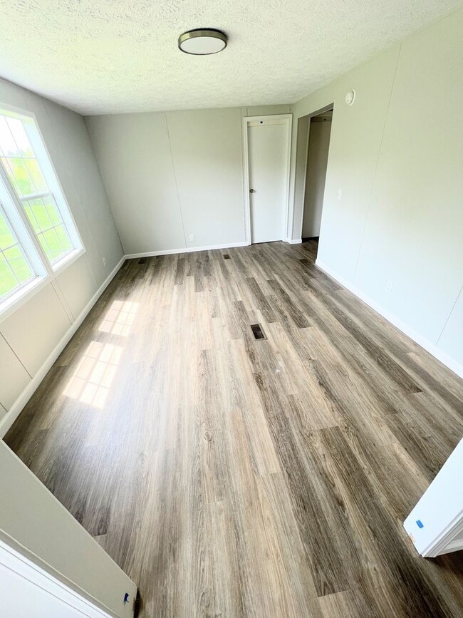 Building Photo - 3 Bedroom Home in Campbell County