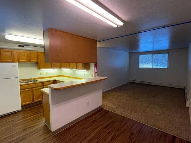 Building Photo - 4004 E Steven Dr