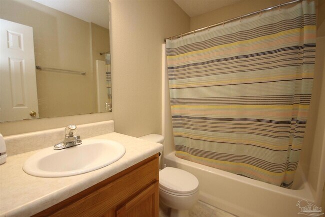 Building Photo - 2289 Wyatt St