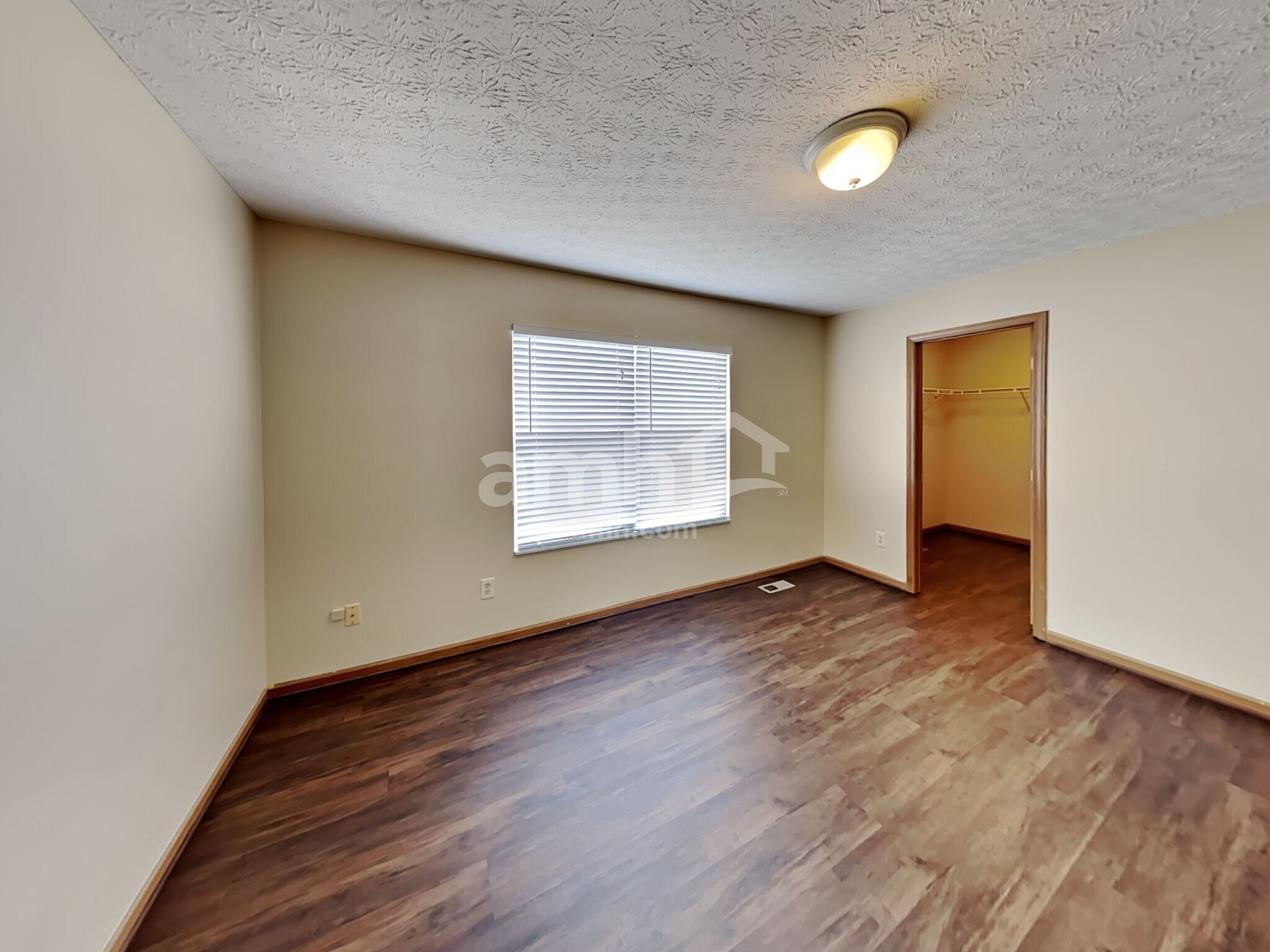 Building Photo - 5734 Cedar Lawn Dr