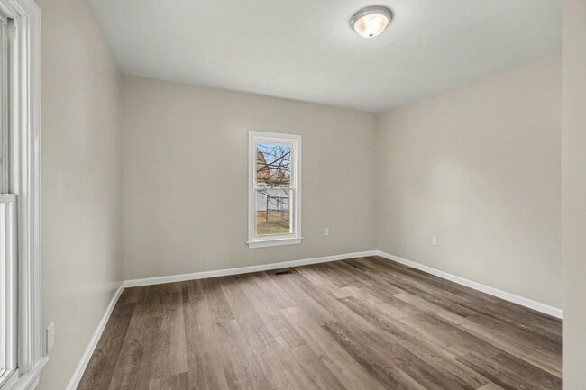 Building Photo - 1144 Front St