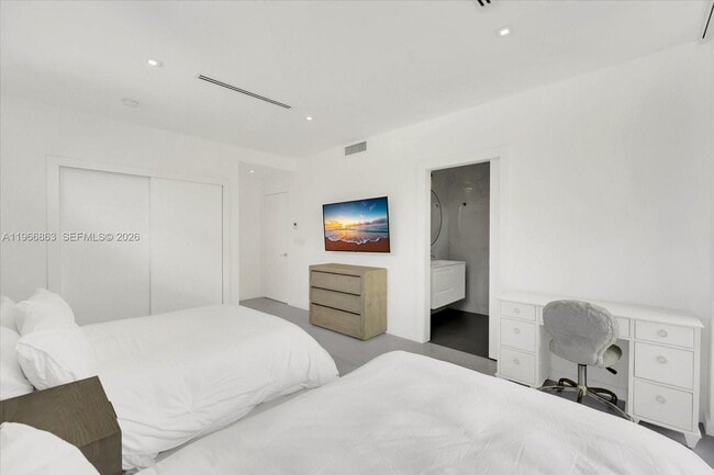 Building Photo - 7830 Atlantic Way