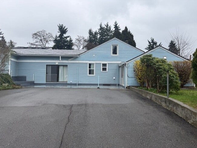 Building Photo - 23801 59th Pl W