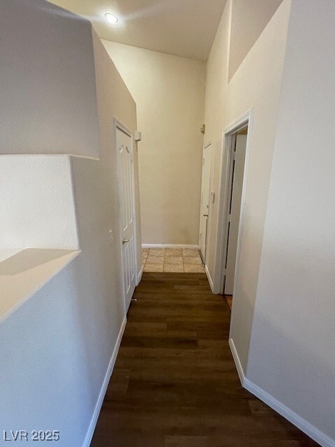 Building Photo - 9011 W Viking Rd