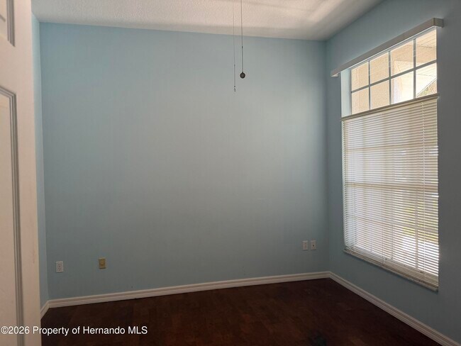 Building Photo - 9407 Burnam Dr