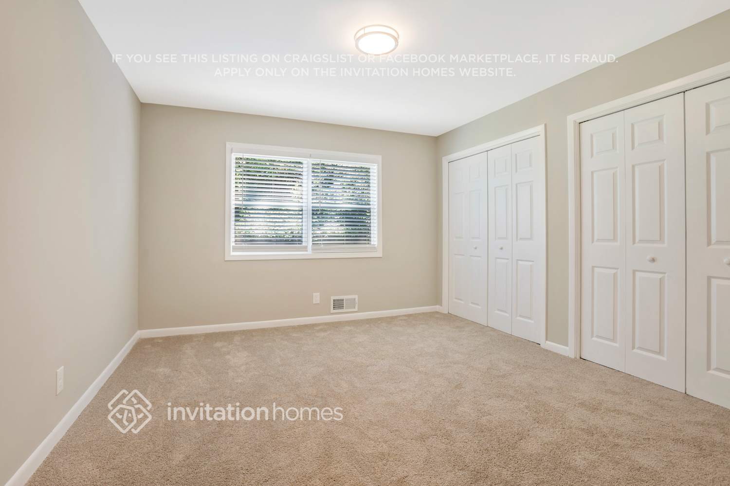 Building Photo - 3187 Flamingo Dr