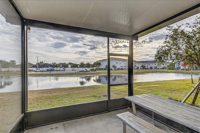 Building Photo - 2126 Crystal Bell St