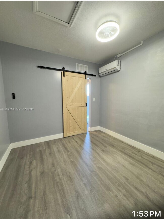 Building Photo - 17271 SW 150th Ct