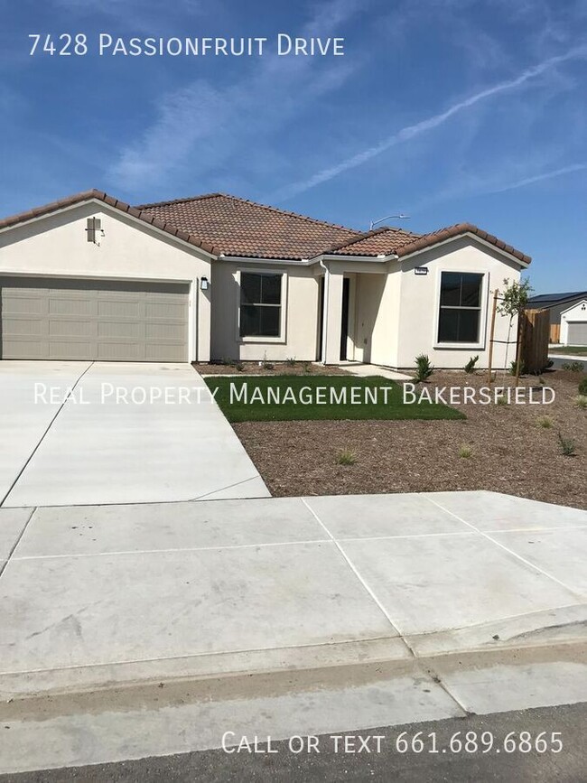 Primary Photo - 7428 Passionfruit Dr