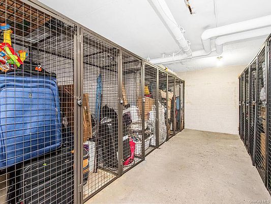 Building Photo - 2287 Johnson Ave