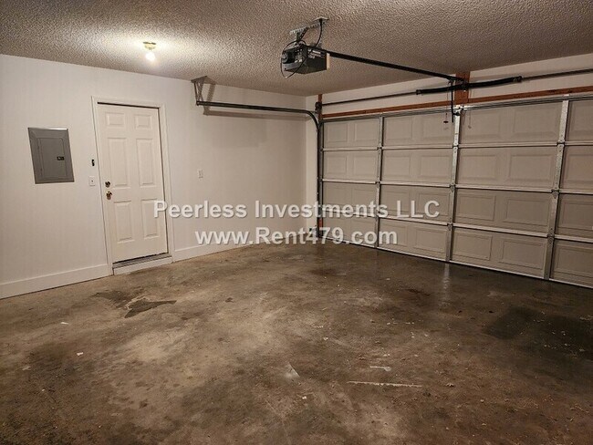 Building Photo - 509-A Braithwaite St
