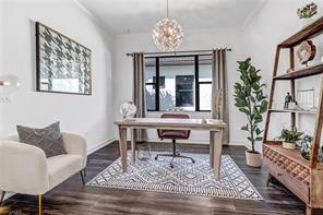 Building Photo - 9264 Glenforest Dr