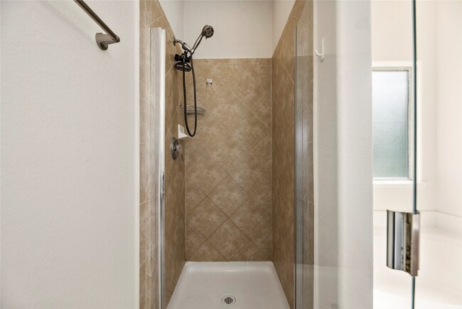 Building Photo - 23827 S Newport Bend