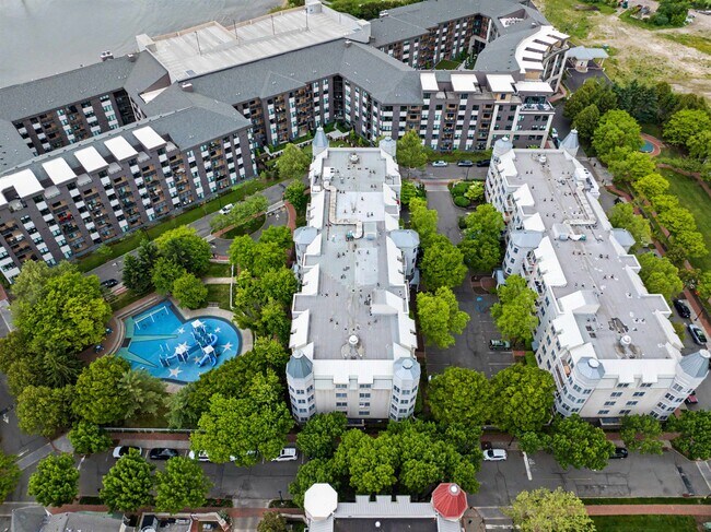 Building Photo - 4 Constellation Pl