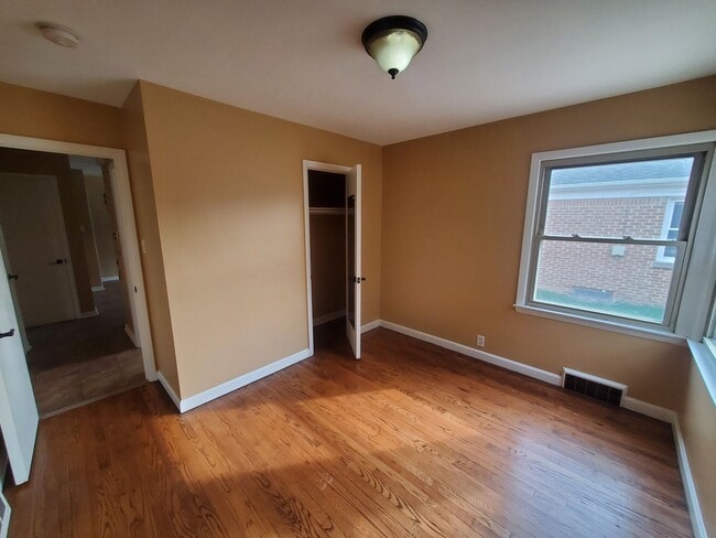 Building Photo - 3 Bedroom Single Family Glendale Home