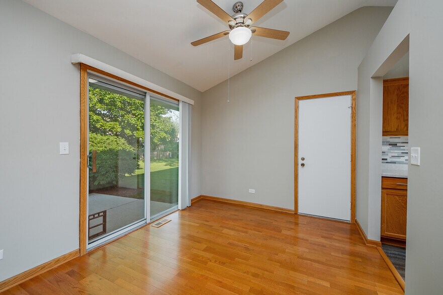 Building Photo - 1309 Duke Dr