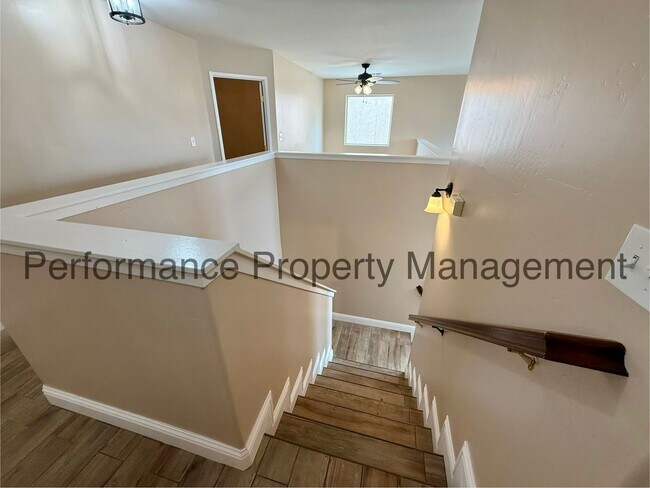 Building Photo - Spacious 5 Bed/3 Bath + Office in SW Bakersfield w/ RBP & $0 Deposit Option