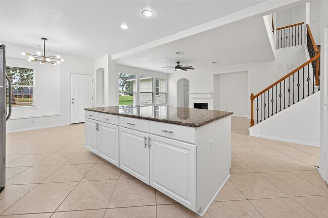 Building Photo - 8703 Silver Lure Dr