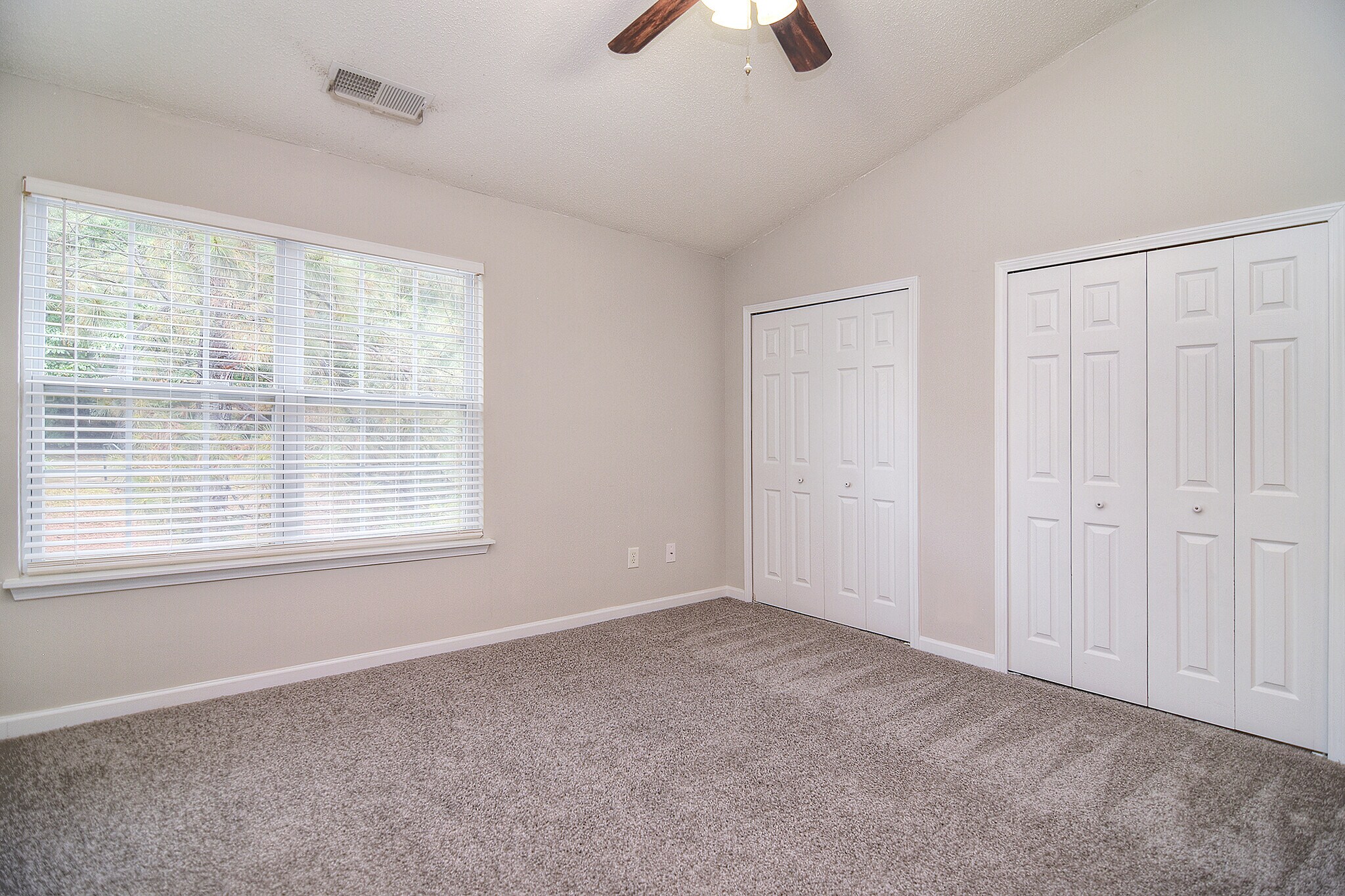 Building Photo - 158 Portestown Way