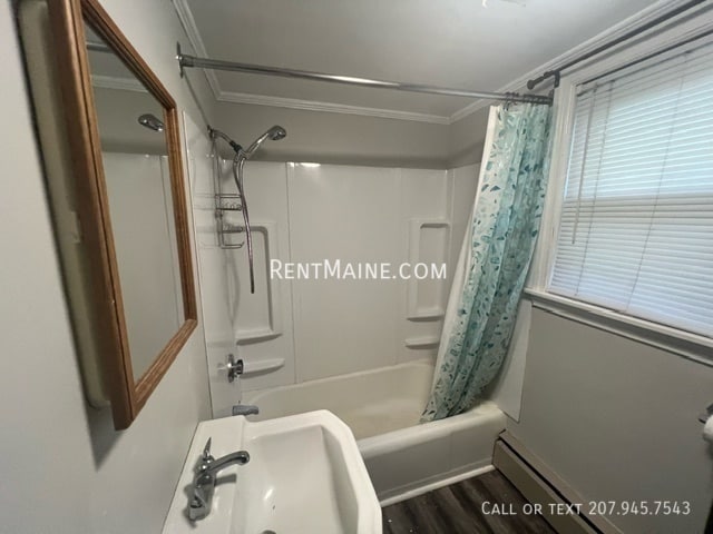 Building Photo - 5 Hudson St