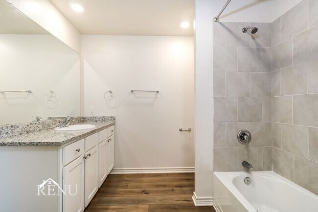 Building Photo - Coming Soon!