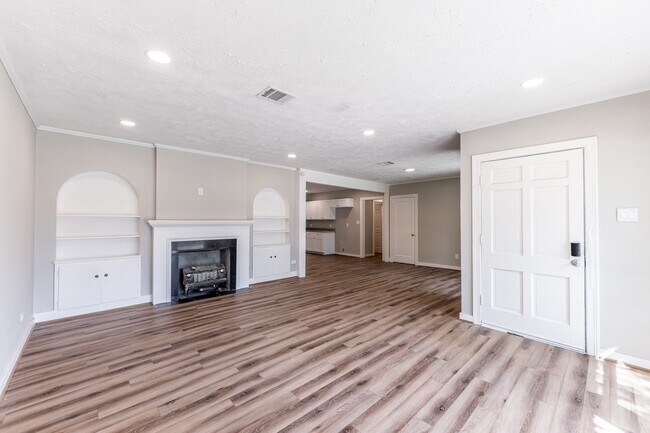 Building Photo - 1528 22nd St