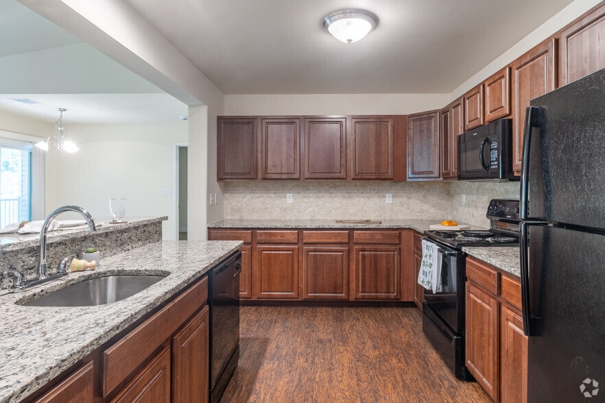 Primary Photo - Reserve at Paxton Creek