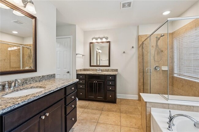 Building Photo - 1514 Woodbridge Way NE