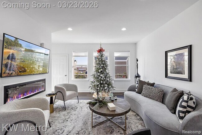 Building Photo - 5931 Stella Dr