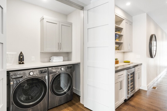 Building Photo - 45 Duckhorn Ln