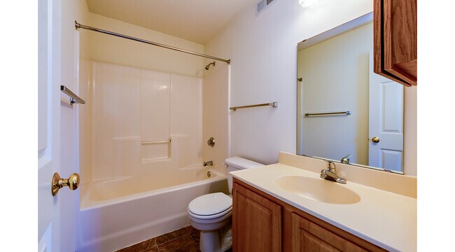 Building Photo - 3055 Brittany Ln NW