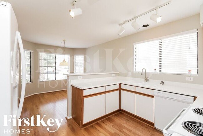 Building Photo - 20442 N 38th Dr