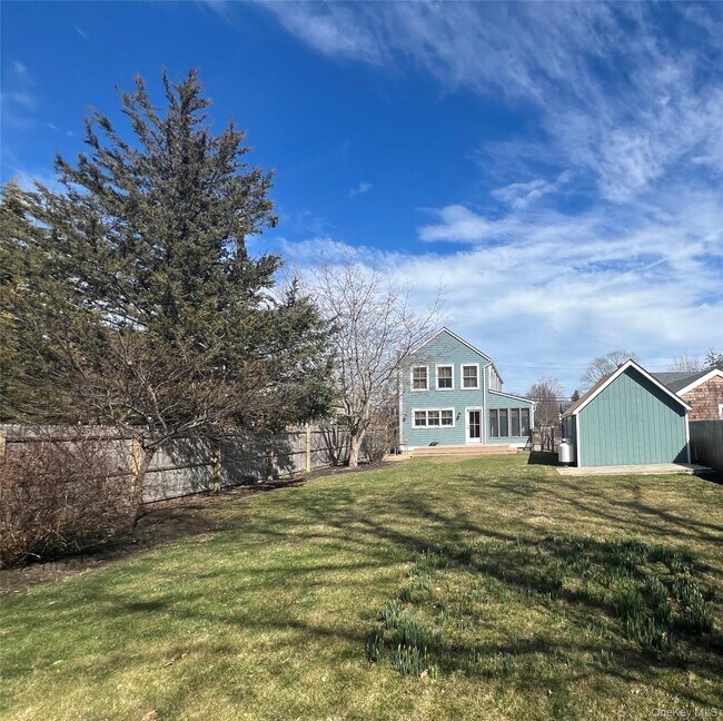 Building Photo - 237 6th St