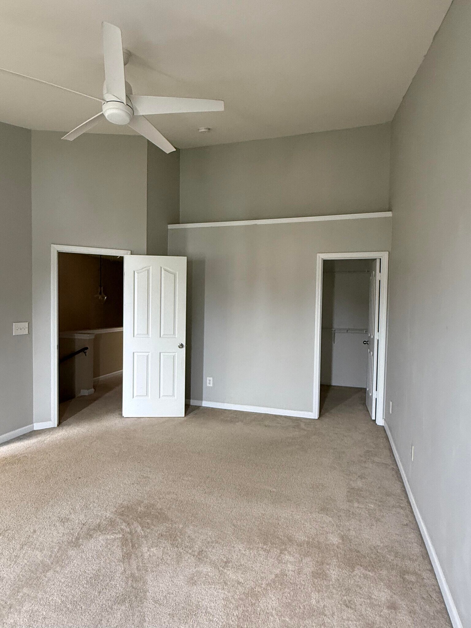 Building Photo - 9548 Inglenook Ln